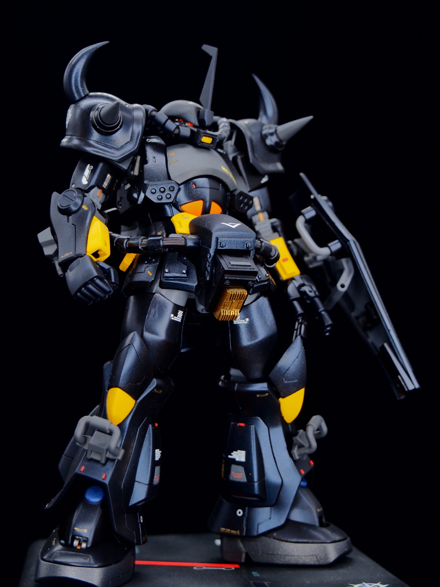 【ガンプラ改造】HGグフの胴体をボリュームアップする改造方法 | ENJOY!ガンプラ